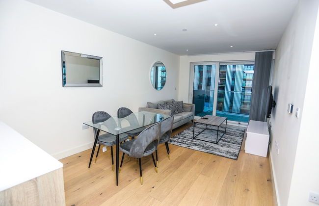 Docklands Stunning 2 bed Apartment London - Foto 12