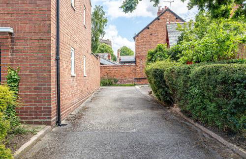 Hidden Gem Hideaway w/ Free Parking - Photo 38