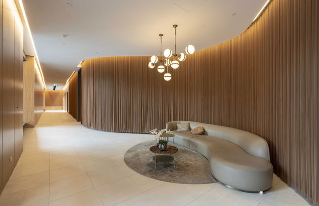 Modern Apartment in Darling Harbour - Photo 2