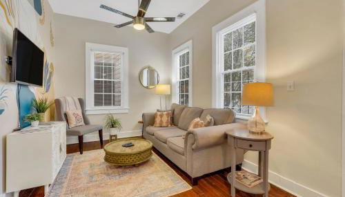 Pink Magnolia Cottage by Lucky Savannah - Foto 3