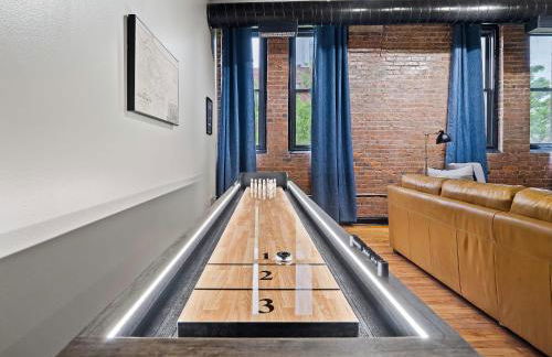 Lakefront Loft - Downtown - Shuffle Board Table - Foto 8