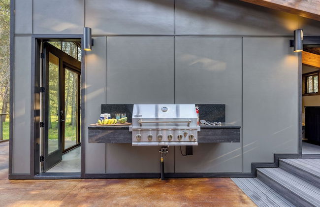 Newly Built • Sauna • Hot Tub • Cold Punge Lazy River Glamp-House by AvantStay - Foto 121