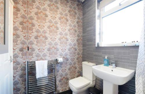 High-End home, Free Parking, 3 beds, sleeps 5 - Foto 15