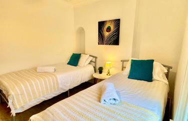 EasyRest Spalding - 6 Beds & Free Parking - Central & Quiet Location - Entire Spacious House - Foto 9