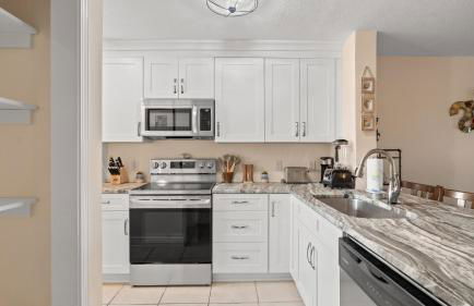 Gulf View Beach Bungalow, Hot Tub, Dog-Friendly, Near Scooners, Near Beach - Foto 14