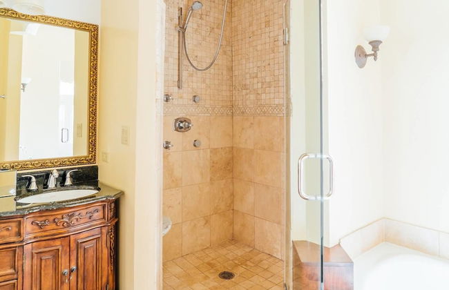 Safe Spacious Mansion Indowntown - Foto 29