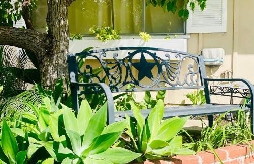 GREAT FOR BUSINESS & FAMILY TRIPS 3BD 2BA close to DESNEYLAND, FREE PARKING - Photo 11