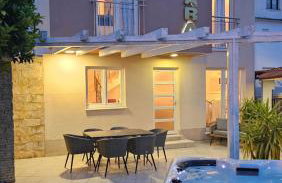 Villa Zara - Photo 1