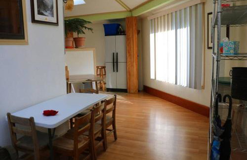 Whitaker 5 bdrm Daily-Weekly-Monthly - Photo 7