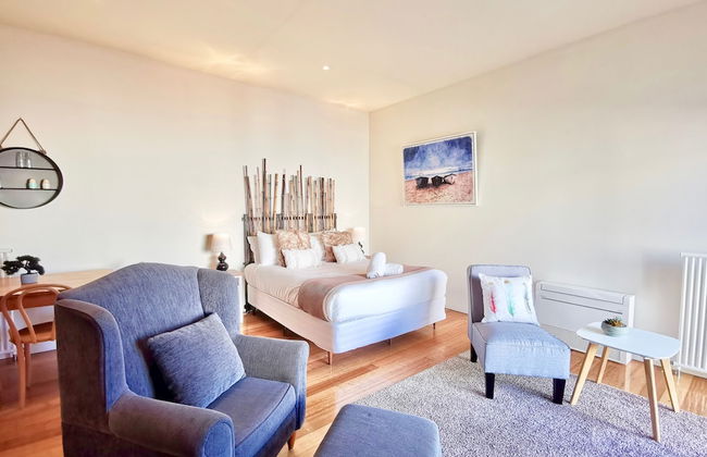 Phoenix Apartments - Photo 3