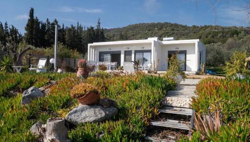 Azzure Heaven - Photo 1