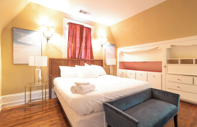 Midtown Castle - Royal in Columbus - Foto 7