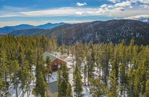 2 Mi to St Marys Glacier Modern Cabin with Hot Tub - Foto 36