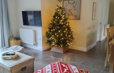 Luxury 5 bedroom house - sleeps 10 - Foto 2