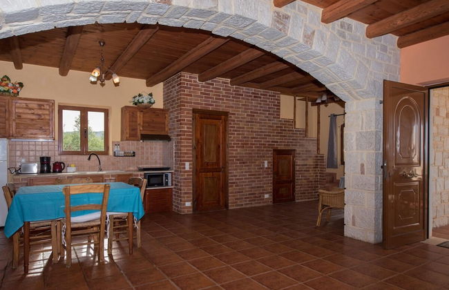 Ydria Villa C Stonebuild - Photo 12