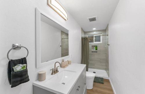 Luxury Retreat, Foosball, Pool table, NEW Upgrades - Foto 17