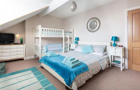 Number 12 Yorkshire Holiday House - Photo 5