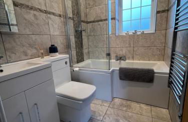 Apartment in the Countryside with Hot Tub - Photo 9