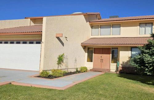 Cliff Views - Hot Tub - SUPs - Boat Parking - Sleeps 16 - Foto 42