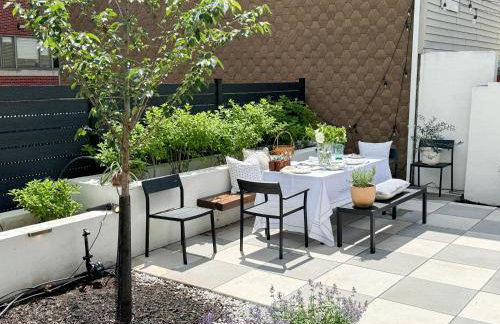 Designer Home 2 Bedroom - 20min to NYC WTC - Private Backyard - Foto 58