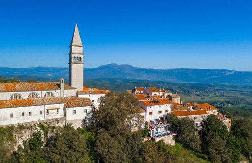 Modernes Apartment mit Panoramablick, Pool - inmitten von historischem Zentrum - Photo 3