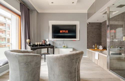 3 Suite in Centro Città con Vista Mare, Doccia Cromoterapia & Netflix Gratuito - Foto 2