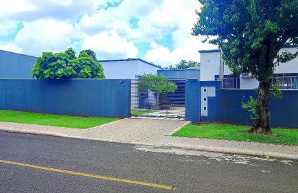 Linda Casa Bairro tranquilo prox Cataratas - Foto 5