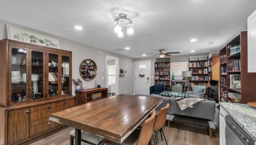 Charming Pet Friendly Concord Retreat home - Foto 3