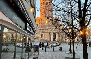 Emilka z widokiem na Pałac Kultury - Foto 17