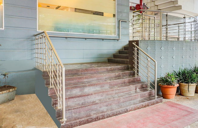 Townhouse Bombay Exhibition Centre Goregaon - Photo 2