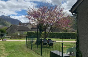La Suite Unique - Le jardin sur les Pyrénées- vue panoramique montagne -jardin clôturé privé de 100m2-Parking-Linge de lit et serviettes compris- - Foto 44
