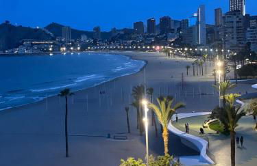 Casa Pepa con vistas y amaneceres en Benidorm - Photo 3