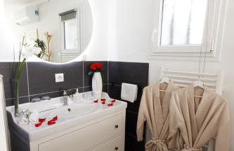 CASA AMOR & SPA, appartement suite jacuzzi & piscine chauffée - Foto 13