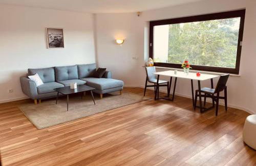 Helles Apartment Bergblick Nähe Messe Frankfurt - Foto 1