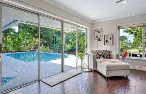 Waterfront Oasis w/ Pool Minutes to Downtown! - Foto 27