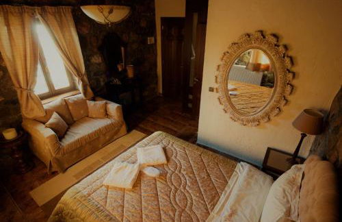 Luxurious Residence at the Village Square - Foto 17