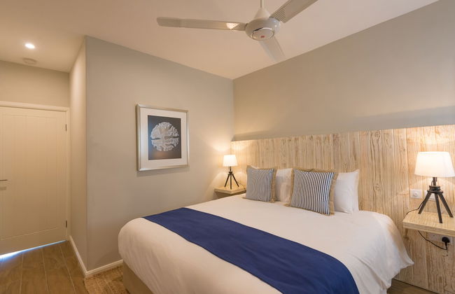 Le Nautique Luxury Beachfront Apartments - Photo 6