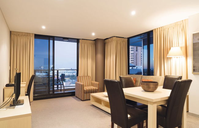 Oaks Adelaide Horizons Suites - Foto 41