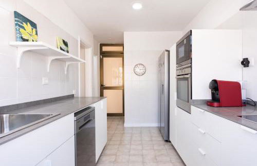 Home2Book Comfort Getaway Terrace & BBQ, Radazul - Foto 10