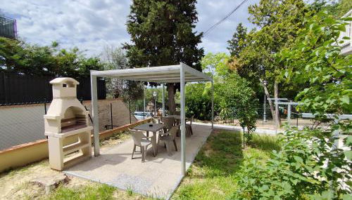 Villa Paoletti Appartamento vacanze nel cuore di Gradara - Foto 3, Garden, Garden view