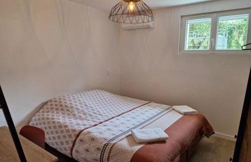 Le Zénith - 3 chambres, 3 salles de bain - 8 pers max - Local à vélos - Réservation à la chambre possible - Foto 14