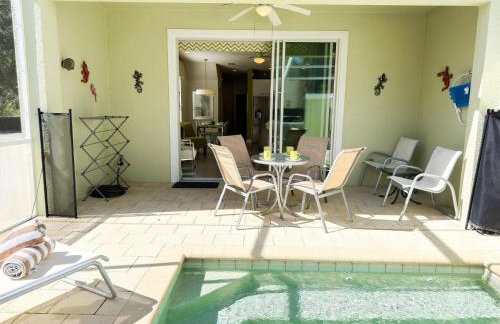 Stylish 3-BR with Private Pool & Conservation View - Foto 33