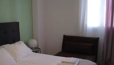 Apartamento céntrico con terraza y parking - Foto 5