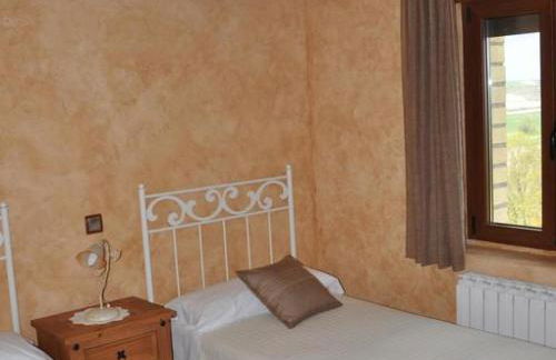 Castillo Goyito - Photo 16