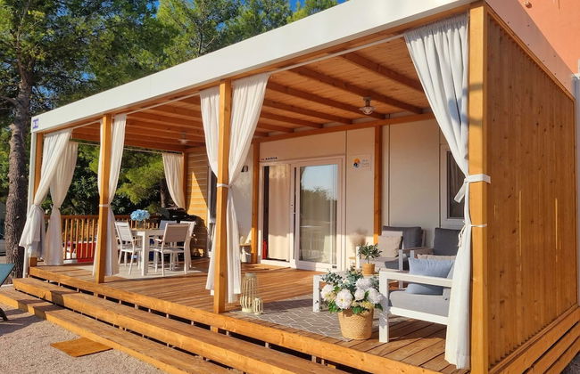 Blue Charm Mobile Home - Photo 24