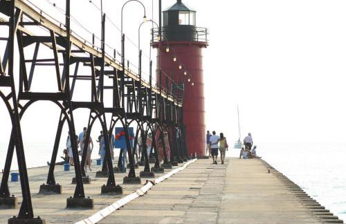 Close to South Beach and Kid's Corner - Huge Yard - Foto 3