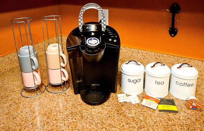 4 - Bed home, w/ Cali King Bed - 12 mins. to DTWN - Photo 31