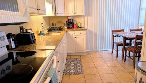 FairWestern, 5 bedrooms, 2 baths, sleeps 11 - Foto 5