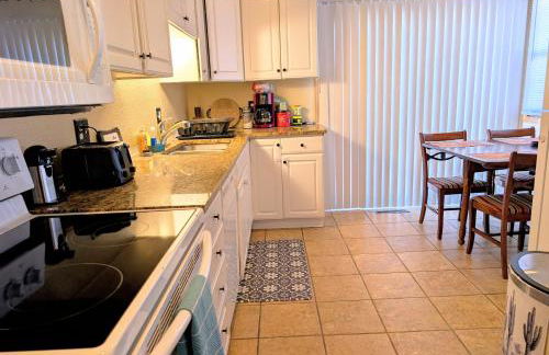 FairWestern, 5 bedrooms, 2 baths, sleeps 11 - Foto 5