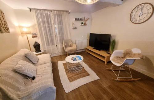 Bali'Sed Triplex bohème près du Château à Sedan, idéal 2 couples, ONLY ADULTS - Foto 6